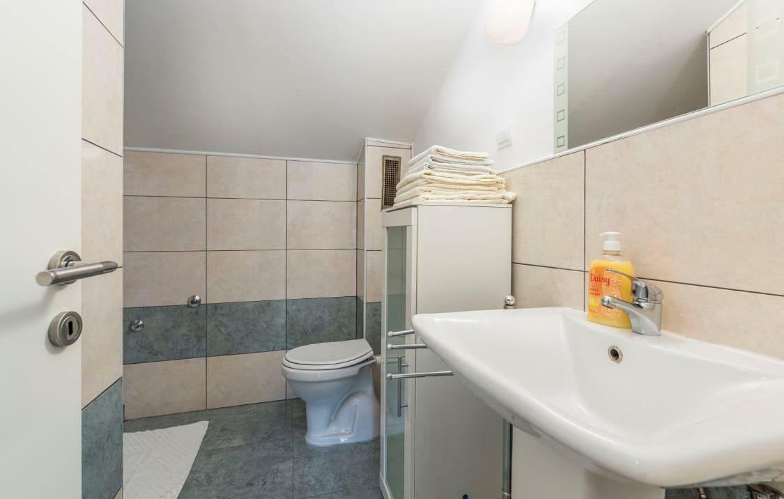 Apartman Miro *