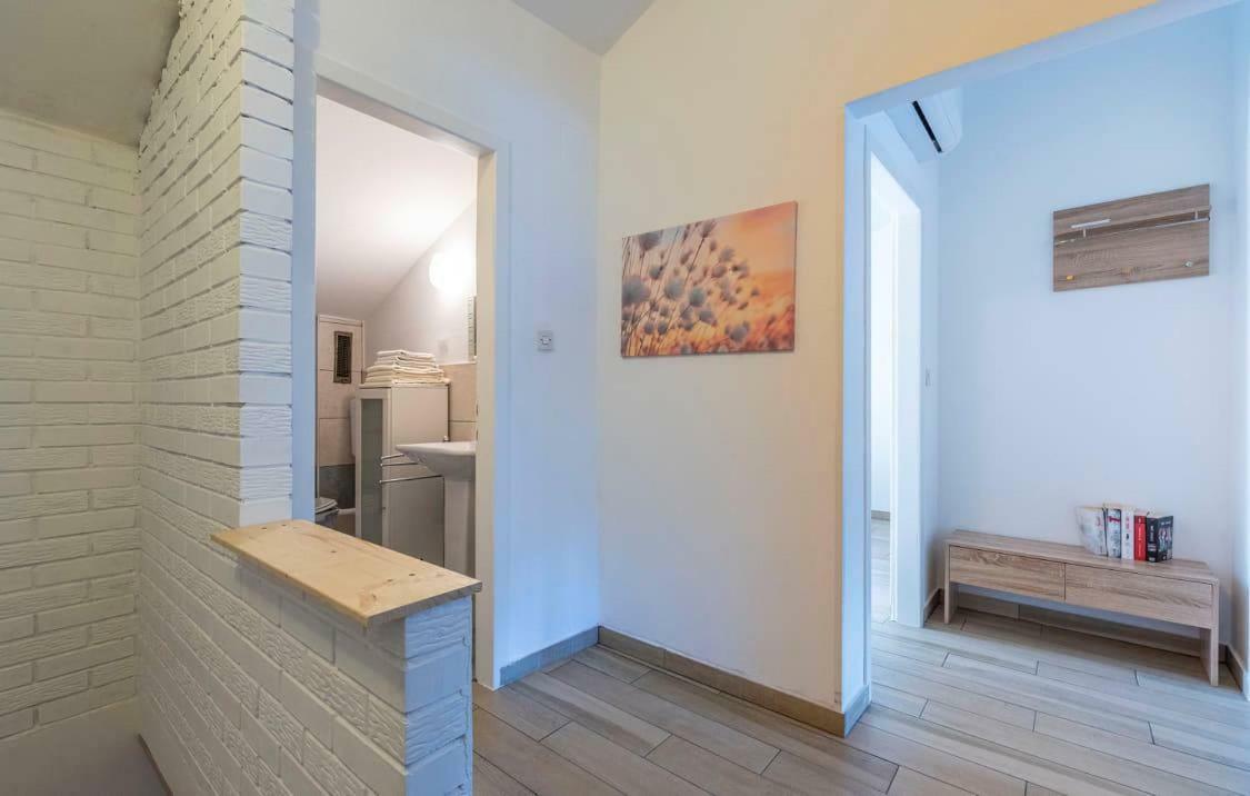 Apartman Miro Apartment