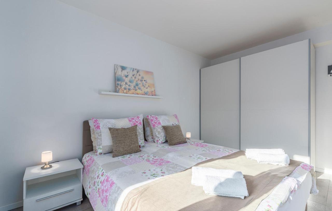 Apartman Miro Apartment *